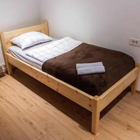Hostel Vojnik Buitenkant foto