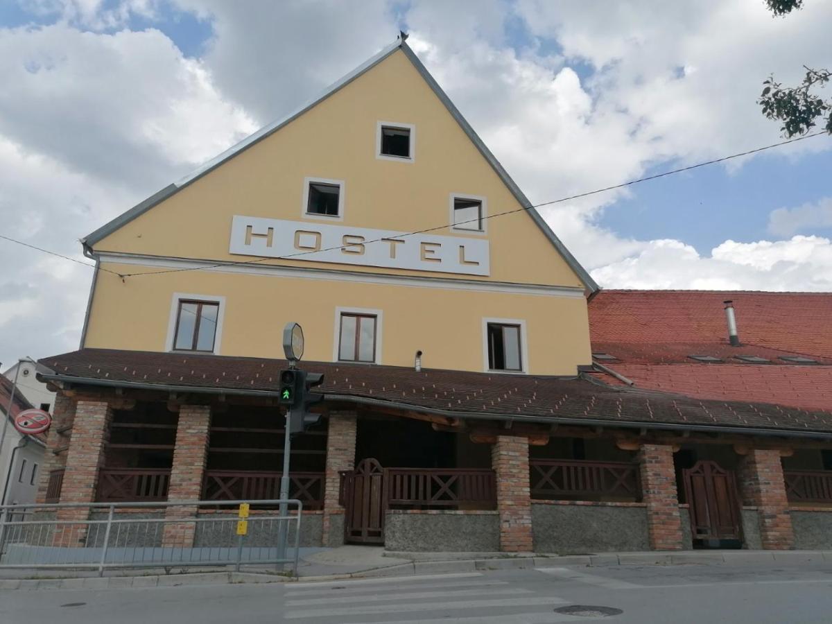Hostel Vojnik Buitenkant foto