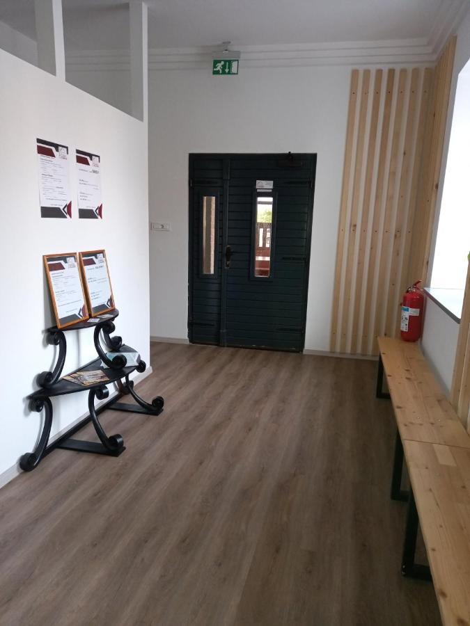 Hostel Vojnik Buitenkant foto