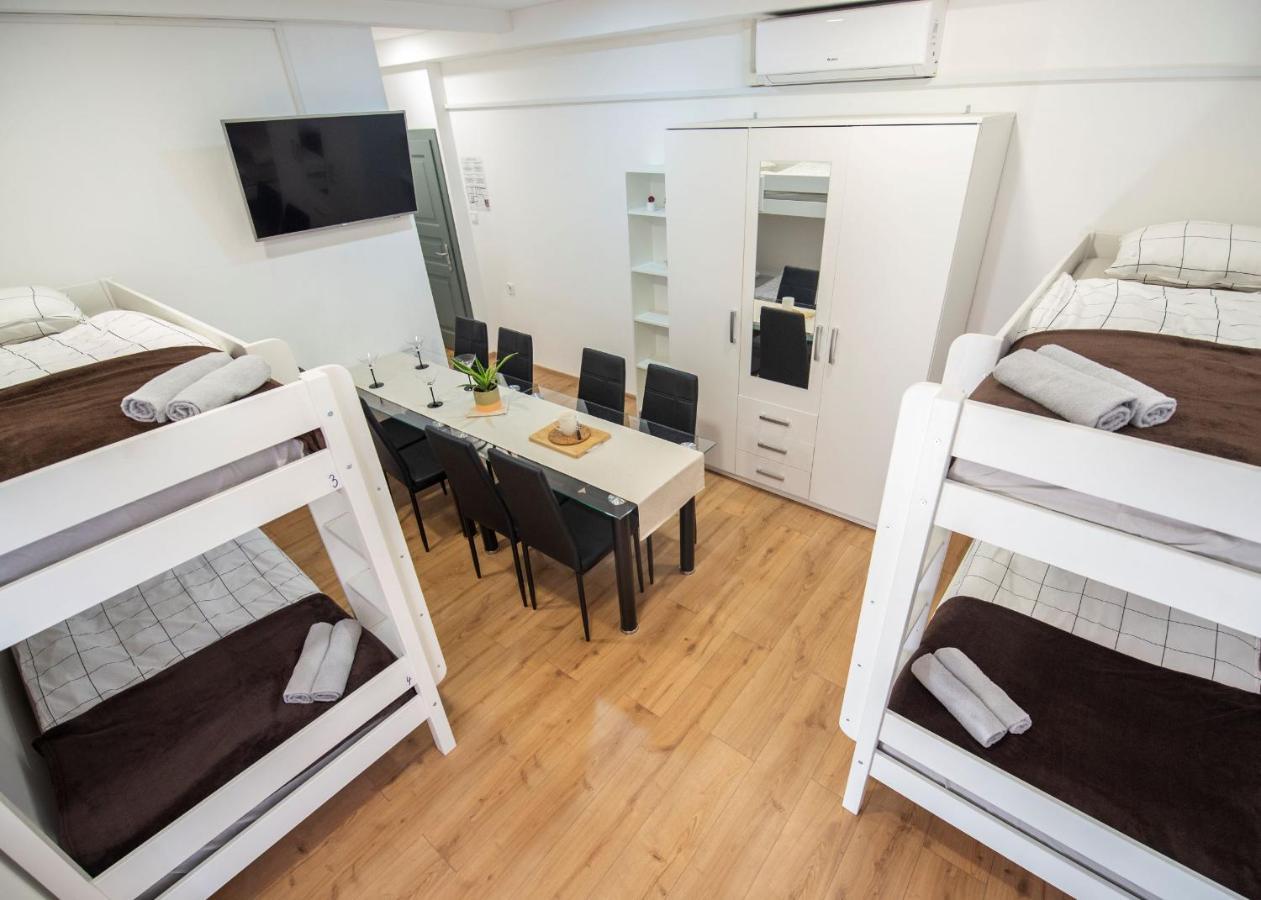 Hostel Vojnik Buitenkant foto