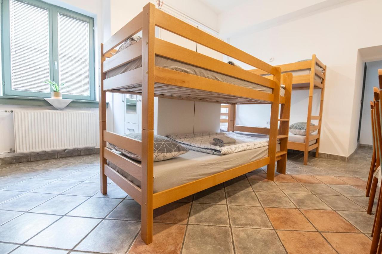 Hostel Vojnik Buitenkant foto